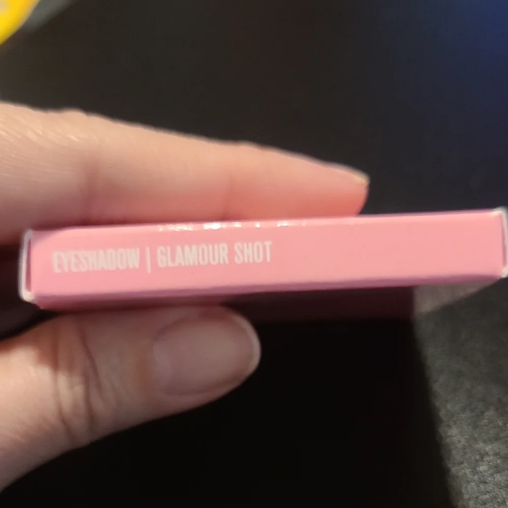 Jeffree Star Eyeshadow- Glamour Shot